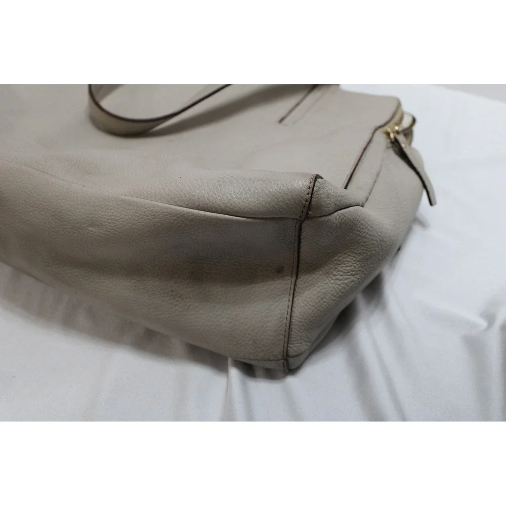 Kate Spade New York Light Gray Pebbled Leather Triple Compartment Tote Bag
